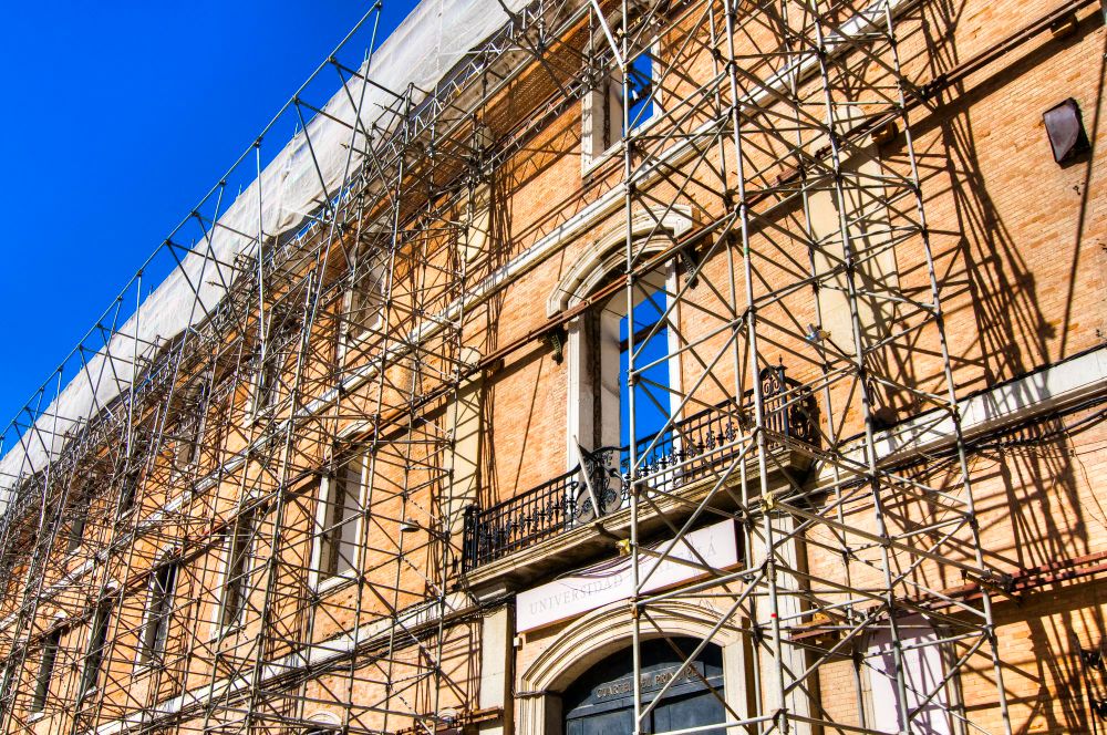 Advanced LAYHER Aluminum Scaffolding